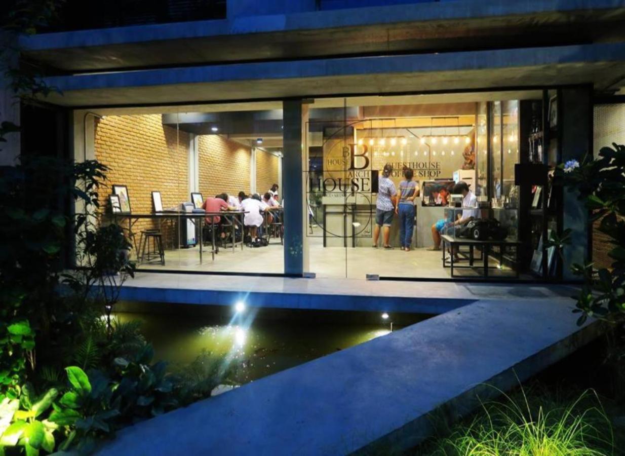 B Arch House Hotel Chiang Mai Exterior photo